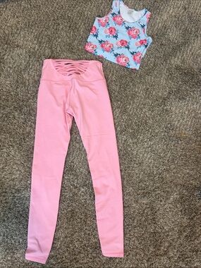 Women’s Light Pink Crisscross Waist Active Leggings